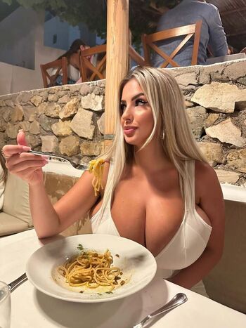 Valentina di rocco  page leaked private photo uncensored HD quality