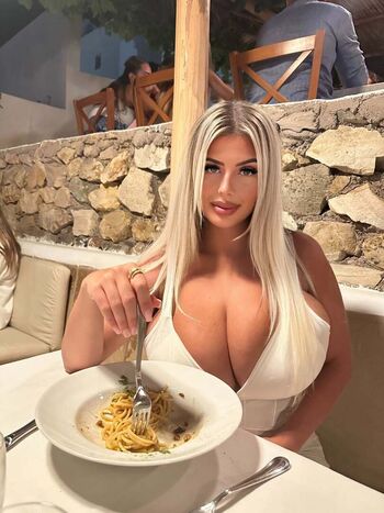 Valentina di rocco  page leaked private photo uncensored HD quality