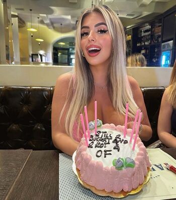 Valentina di rocco  page leaked private photo uncensored HD quality