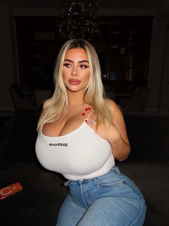 Valentina di rocco  page leaked private photo uncensored HD quality