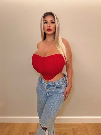 Valentina di rocco  page leaked private photo uncensored HD quality