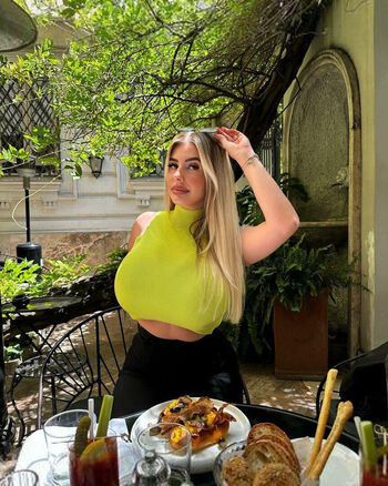 Valentina di rocco  page leaked private photo uncensored HD quality