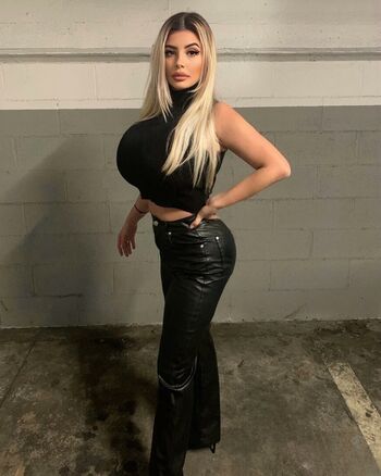 Valentina di rocco  page leaked private photo uncensored HD quality