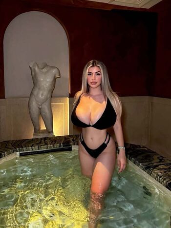 Valentina di rocco  page leaked private photo uncensored HD quality