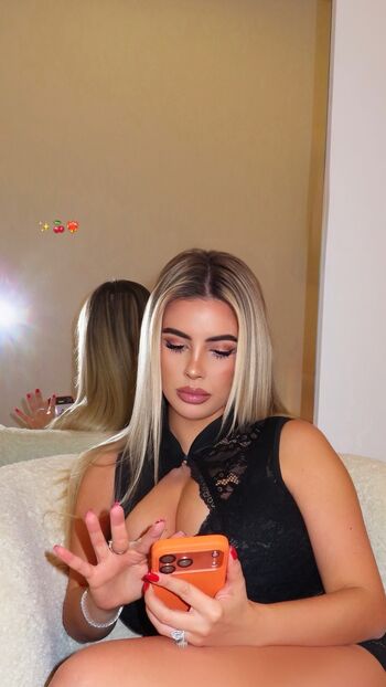 Valentina di rocco  page leaked private photo uncensored HD quality