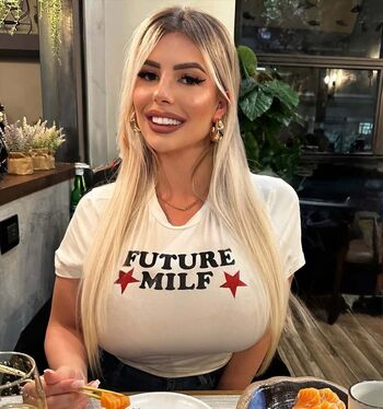 Valentina di rocco  page leaked private photo uncensored HD quality