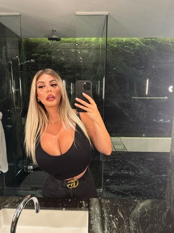 Valentina di rocco  page leaked private photo uncensored HD quality