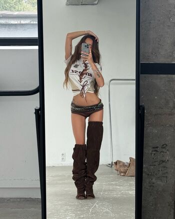 Valya karnaval leaked private photo uncensored HD quality