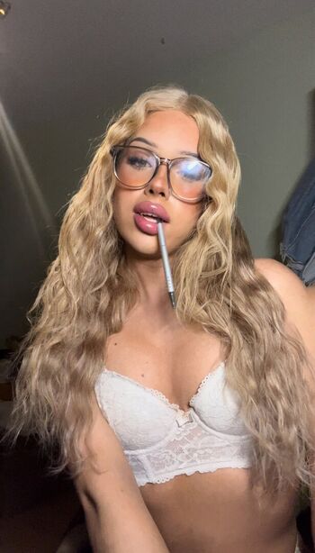 Vanessa transgirl page leaked private photo uncensored HD quality