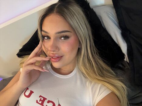 Vanessa transgirl page leaked private photo uncensored HD quality