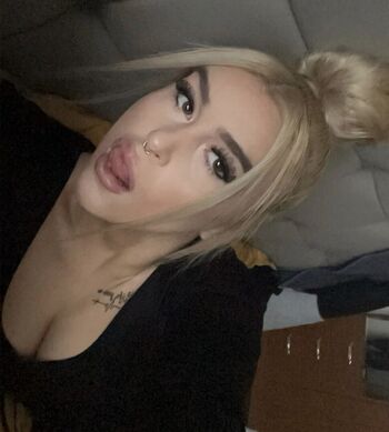 Vickiejokr leaked private photo uncensored HD quality