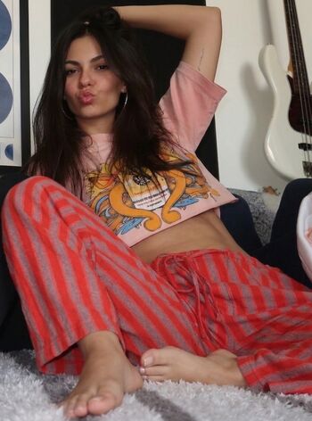 Victoria justice  page leaked private photo uncensored HD quality