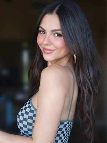Victoria justice leaked private photo uncensored HD quality