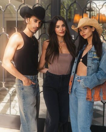 Victoria justice  page leaked private photo uncensored HD quality