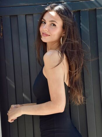 Victoria justice  page leaked private photo uncensored HD quality