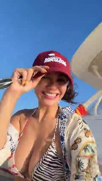 Victoria justice  page leaked private photo uncensored HD quality