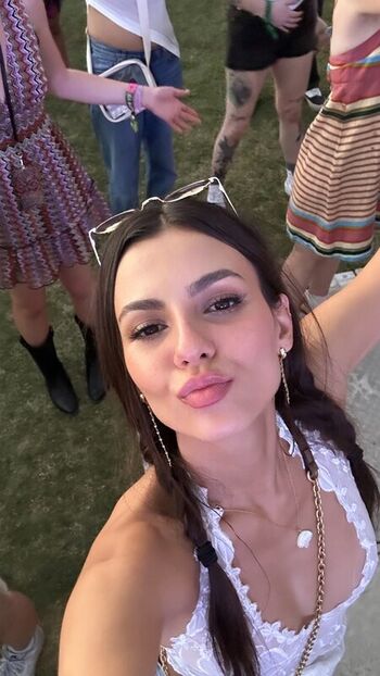 Victoria justice leaked private photo uncensored HD quality