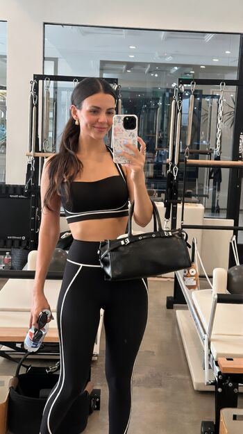 Victoria justice  page leaked private photo uncensored HD quality