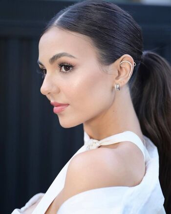 Victoria justice  page leaked private photo uncensored HD quality