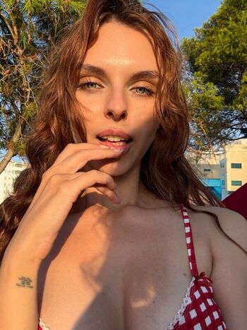 Vika mednis page leaked private photo uncensored HD quality