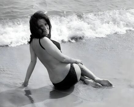 Vintage starlets page leaked private photo uncensored HD quality
