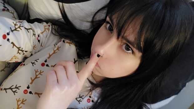 Weeniestwee page leaked private photo uncensored HD quality