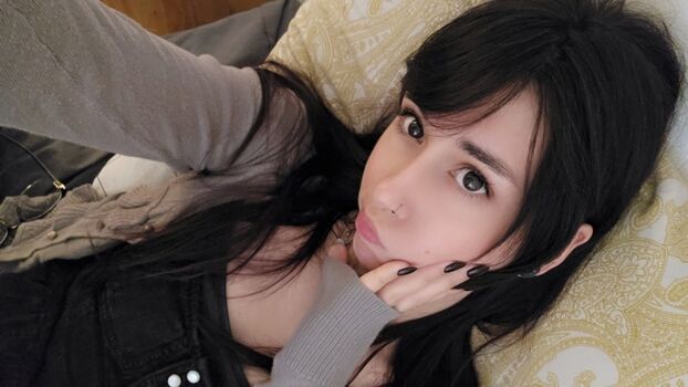 Weeniestwee page leaked private photo uncensored HD quality