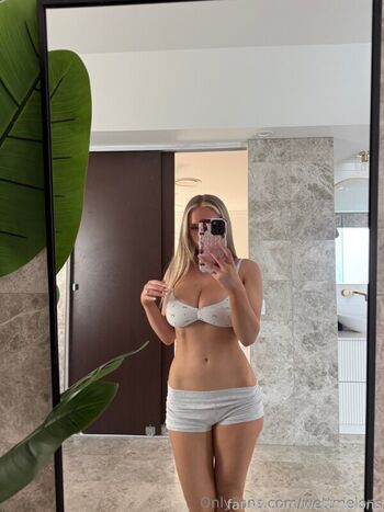 Wettmelons  page leaked private photo uncensored HD quality