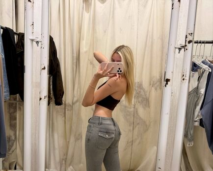 Whylollycry leaked private photo uncensored HD quality
