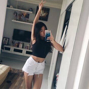Wifelovesbbc leaked private photo uncensored HD quality
