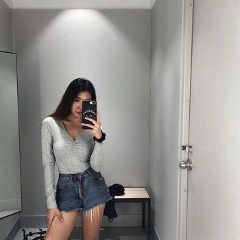 Wifelovesbbc leaked private photo uncensored HD quality