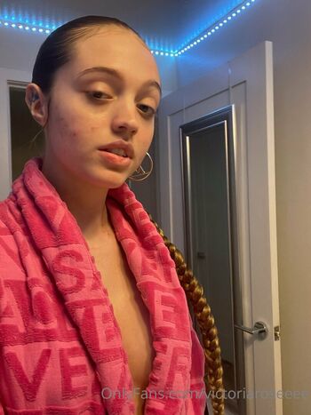 Woah vicky leaked private photo uncensored HD quality