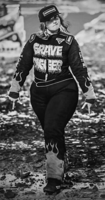 Women motorsports page leaked private photo uncensored HD quality