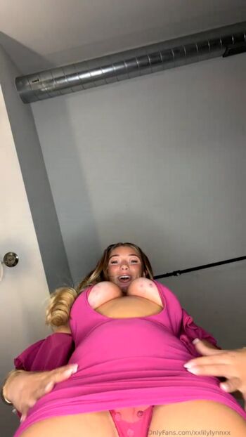Xxsarabrooksxx leaked private photo uncensored HD quality