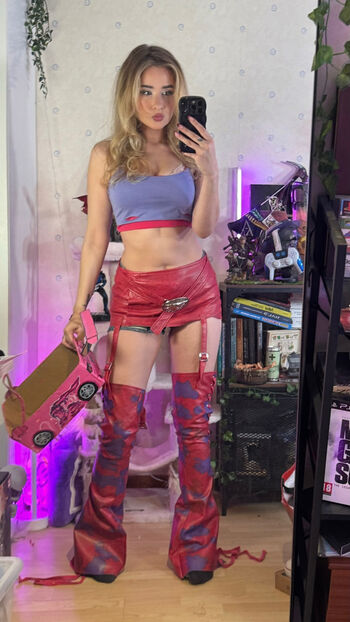 Yaboielina leaked private photo uncensored HD quality
