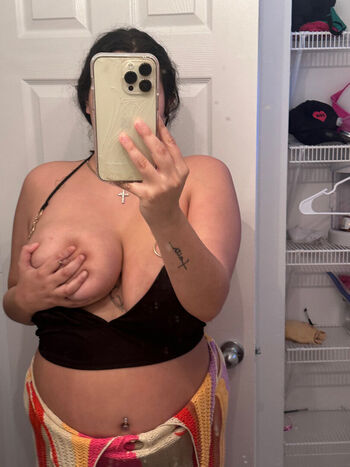 Yagirlmels page leaked private photo uncensored HD quality