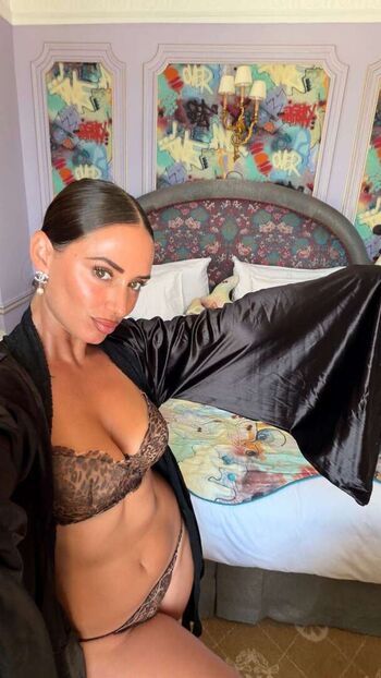 Yesjulz  page leaked private photo uncensored HD quality