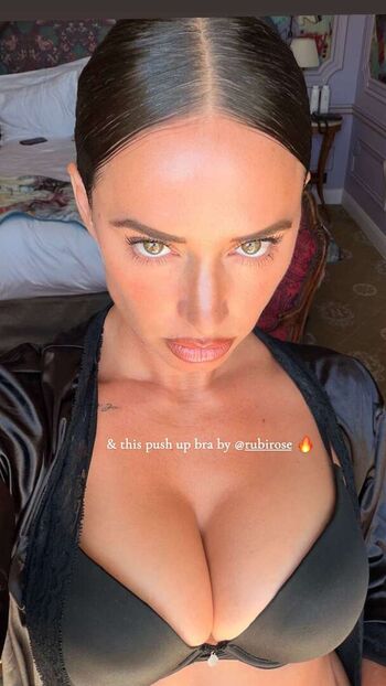 Yesjulz  page leaked private photo uncensored HD quality