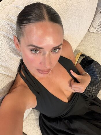 Yesjulz  page leaked private photo uncensored HD quality