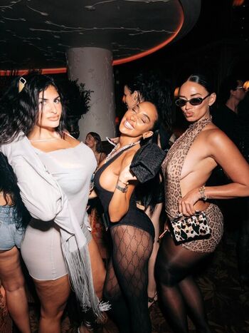 Yesjulz  page leaked private photo uncensored HD quality