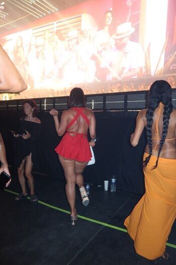Yesjulz  page leaked private photo uncensored HD quality