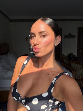 Yesjulz  page leaked private photo uncensored HD quality