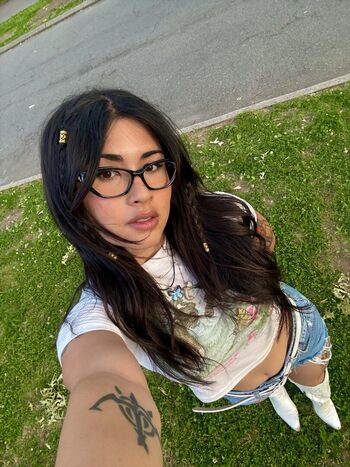 Yourprincesslol page leaked private photo uncensored HD quality