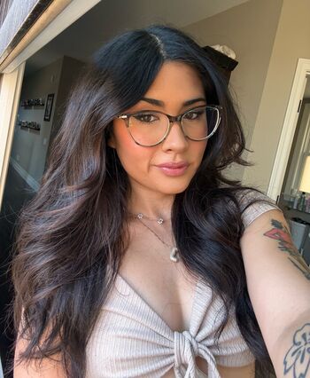 Yourprincesslol page leaked private photo uncensored HD quality
