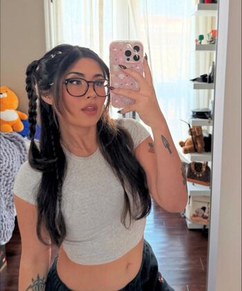 Yourprincesslol page leaked private photo uncensored HD quality