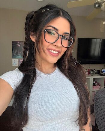 Yourprincesslol page leaked private photo uncensored HD quality