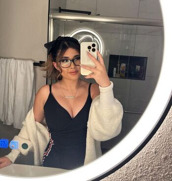 Yourprincesslol leaked private photo uncensored HD quality
