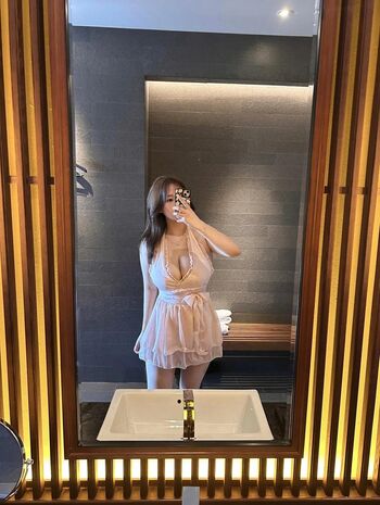 Yunxvly page leaked private photo uncensored HD quality