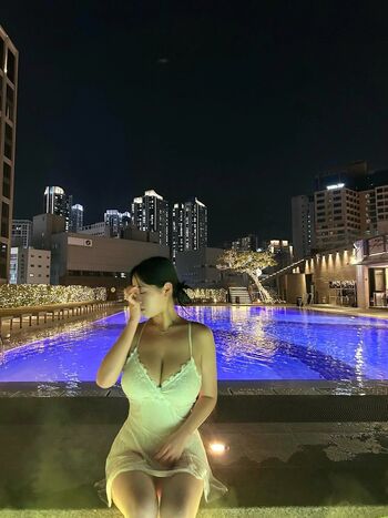 Yunxvly page leaked private photo uncensored HD quality