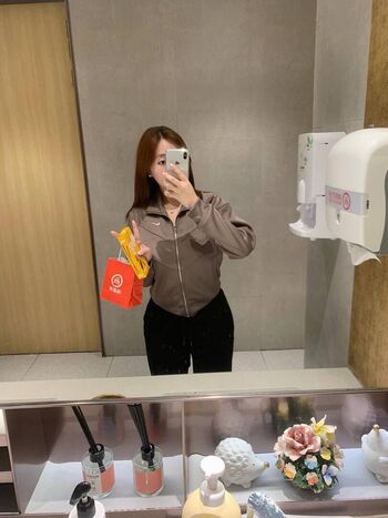 Yunxvly page leaked private photo uncensored HD quality